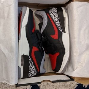 Air Jordan Legacy 312 (NWOT) Size 8